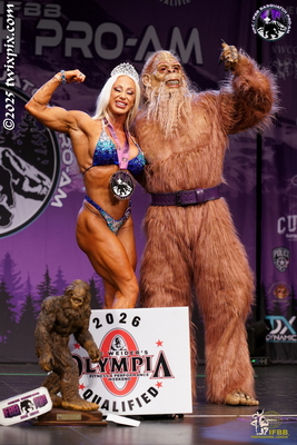 Open Figure - Missy Truscott